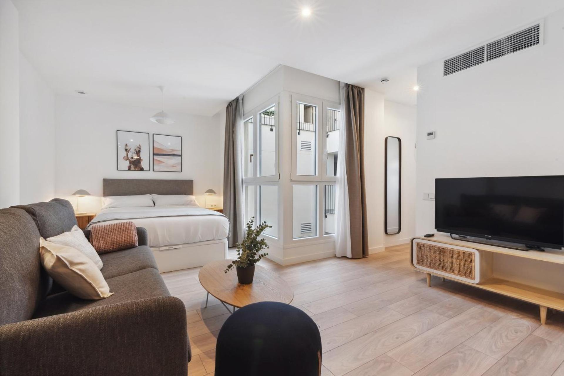 Limehome Valencia Carrer Del Pare Palau I Quer Ngoại thất bức ảnh